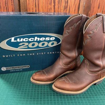 Lucchese 11 D