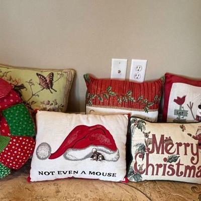Holiday pillows