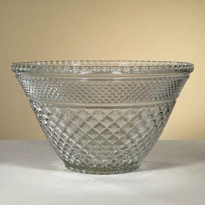 LARGE GLASS PUNCHBOWL | h. 8 x dia. 14 in
