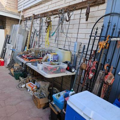 Estate sale photo