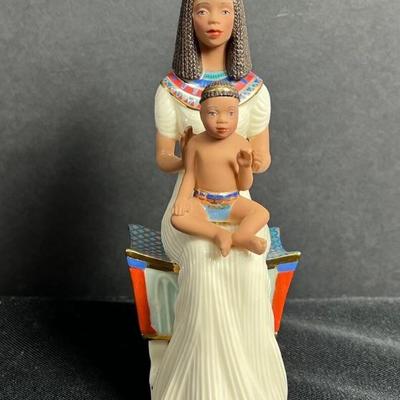 #17 â€¢ Lenox Queen Tiya Figurine
