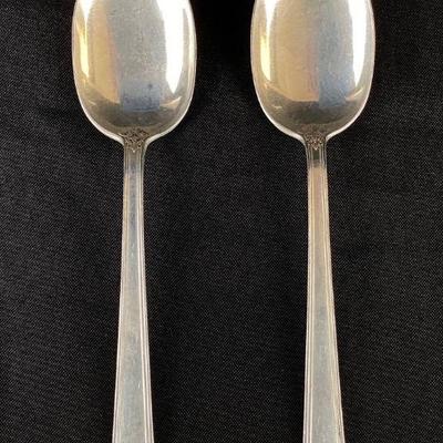 MAHA526 JS CO. Sterling Large Dinner Spoons	2 large sterling dinner spoons. Total weight is approximately 81 grams.
