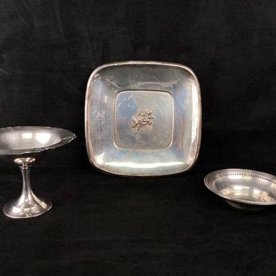 MAHA505 Assorted Vintage Sterling Silver Pieces	This lot of sterling silver pieces includes an plate with a classic rose repoussÃ©, on...