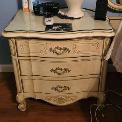 French provincial small three drawer stand