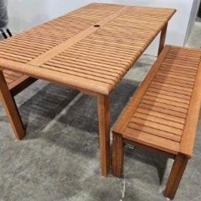 https://auctions4america.proxibid.com/Auctions-4-America/Outdoor-and-Indoor-Living-Furniture/event-catalog/253031