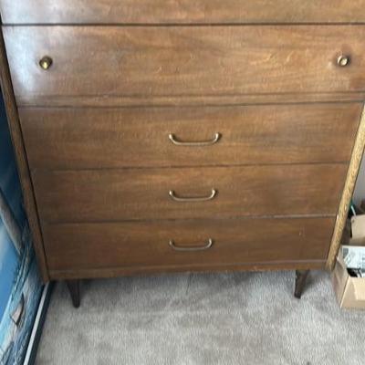 Mid century chest of drawers
