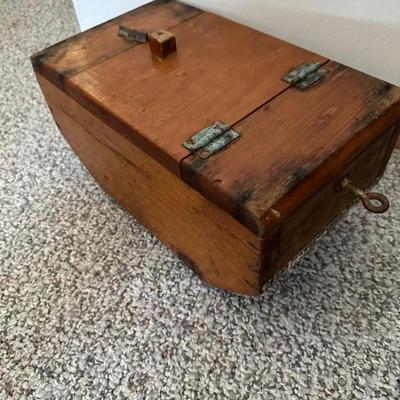 Vintage Minnow keeper