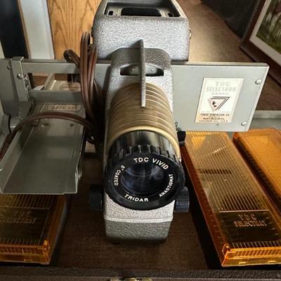 Slide projector