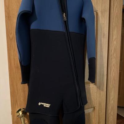 Wetsuit