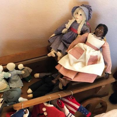 Prim Dolls