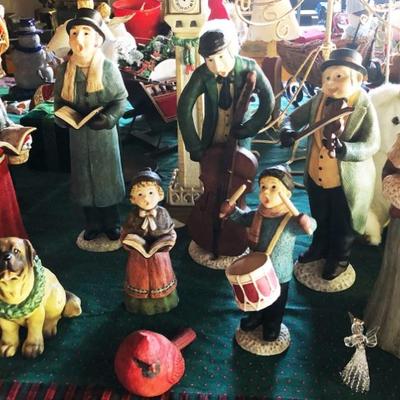 Beautiful Ceramic Christmas Carolers 