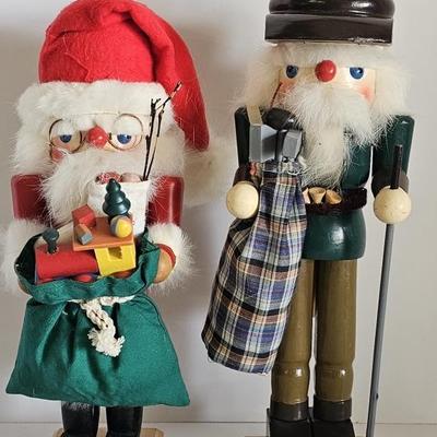 Pair of Nutcrackers, as pictured