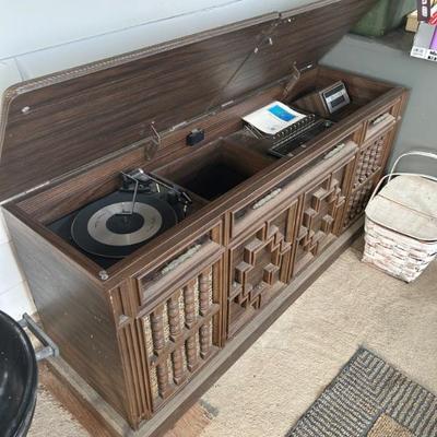 Vintage stereo