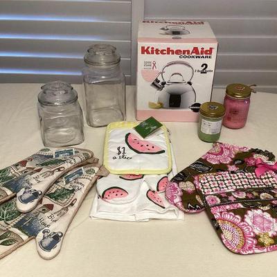 CCS191 KitchenAid Kettle, Kate Spade & Vera Bradley Kitchen Sets & More!