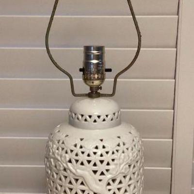 CCS123 Blanc De Chine Table Lamp