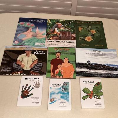 CCS031 Nine Childrenâ€™s Hardcover Books Written In The Hawaiian Language 