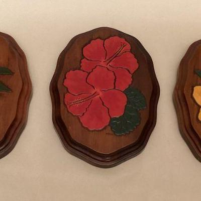 CCS083 Three Vintage Painted Hawaiian Flower Wall Hangings