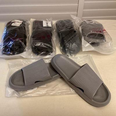CCS023 Five Pairs Of Black & Grey Slides Womenâ€™s Size 9-10? New