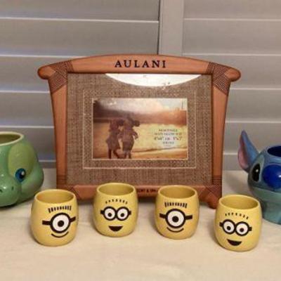 CCS193 Disney Picture Frame & Ceramic Mugs