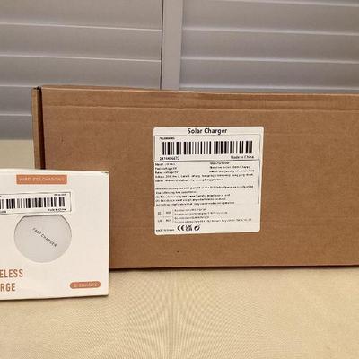 CCS087 Solar Charger Panel & Wireless Charging Plate New