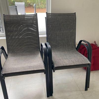 set of 4 Patio Chairs