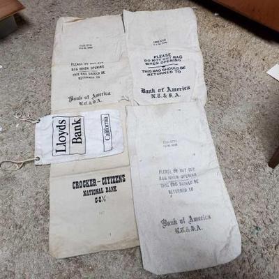 #2412 â€¢ 5 Vintage Bank Cash Bags
