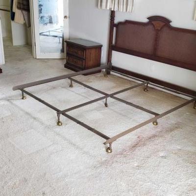 #2602 • Drexel Bedroom Set