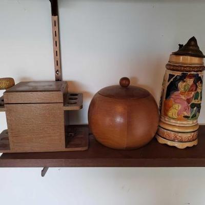 #8602 â€¢ Pipe Display, Wooden Tobacco Pot, And Beer Stein Music Box
