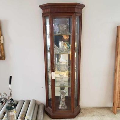#2530 • China Cabinet and Approx 25 Pieces of. Crystal and China