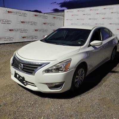#68 â€¢ 2015 Nissan Altima
