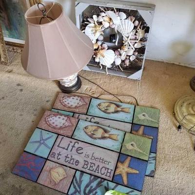 #2386 • Seashell Lamp, Wreath and Two Door Mats