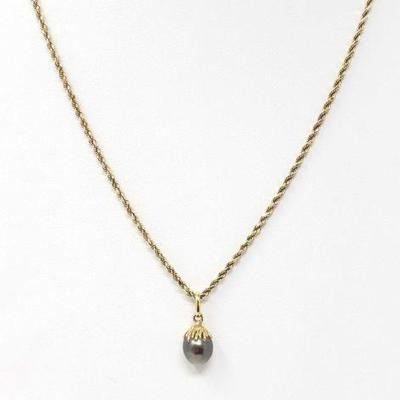 #699 • 14k Gold Necklace With Gold Pendant, 12.2g