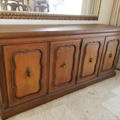 #2574 • Thomasville Buffet