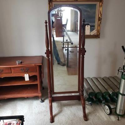 #2518 • Free Standing Full Length Mirror