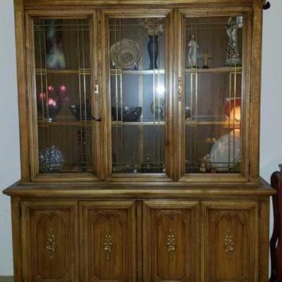 #11600 â€¢ Wooden Hutch
