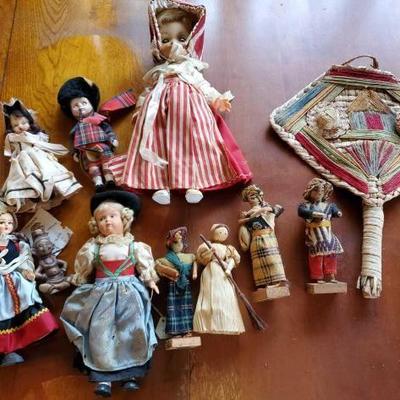 #8654 â€¢ Vintage Dolls, Corn Husk Doll and More
