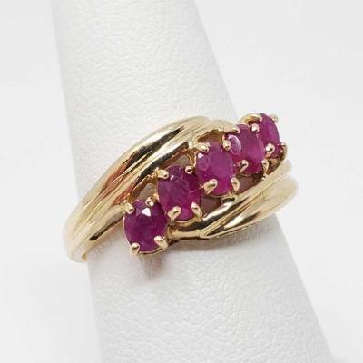 #679 â€¢ 14k Gold Ruby Ring, 2.8g
