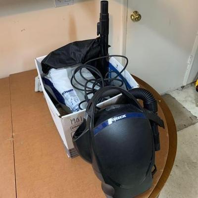 #10531 â€¢ Oreck Vacuum
