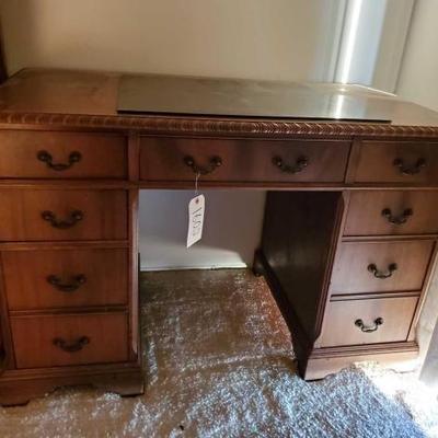 #2560 • Wooden Desk