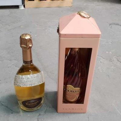 #1064 â€¢ Pair of Sealed Bottles
