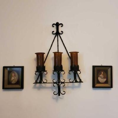 #8634 â€¢ Vintage Photos and Candle Holders
