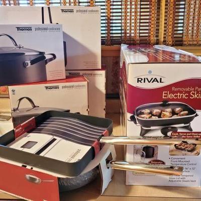 #8042 â€¢ New in Box Cookware
