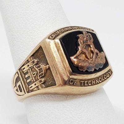 #568 â€¢ 10k Gold 1943 Class Ring, 12.7g
