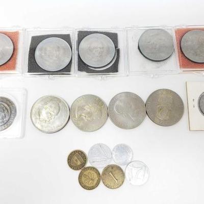 #370 â€¢ 9 Crown Winston Churchill Commemorative Coins And More
