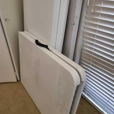 #10503 â€¢ 8 Folding Tables
