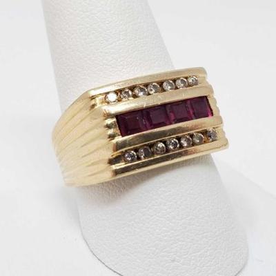#658 • 14k Gold Diamond Ruby Ring, 10.9g
