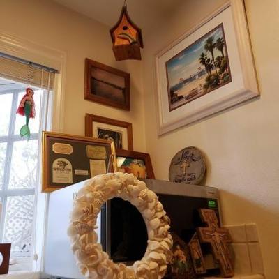 #10044 • Approx 14 Wall Decor