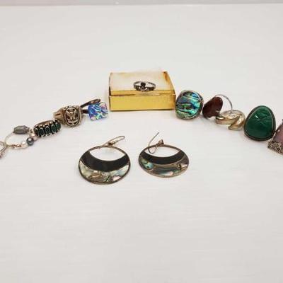 #726 • 13 Sterling Silver Rings, and Earrings, 68.9g