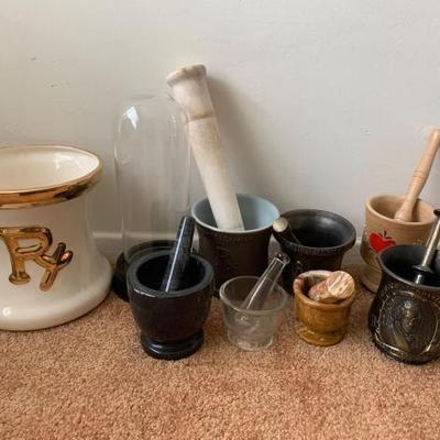 #12106 • 7 Mashing Bowls and More