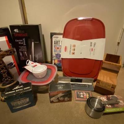 #9066 • Electric Wine Opener, Coravin Cork Screw, Rubbermaid Food Storage and More